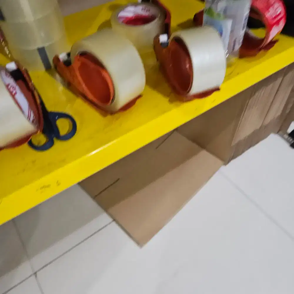 Loker packing dan picking barang online shop khusus cowok