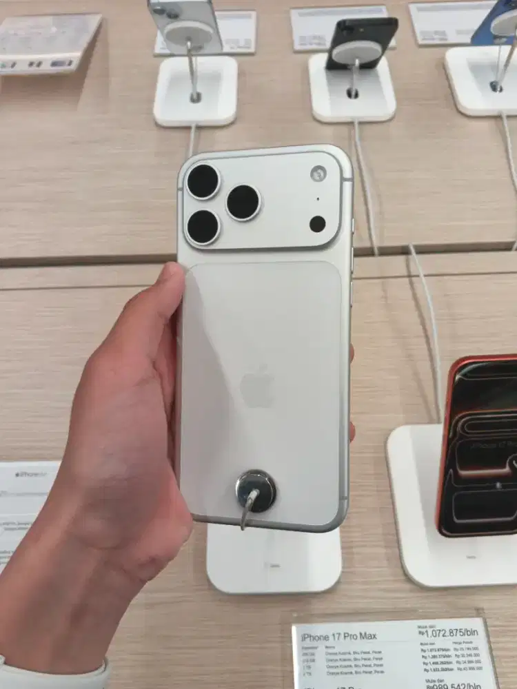 [READY] iPhone 17 Pro / Pro Max 256GB Silver - Digimap Puri - Promo 0%