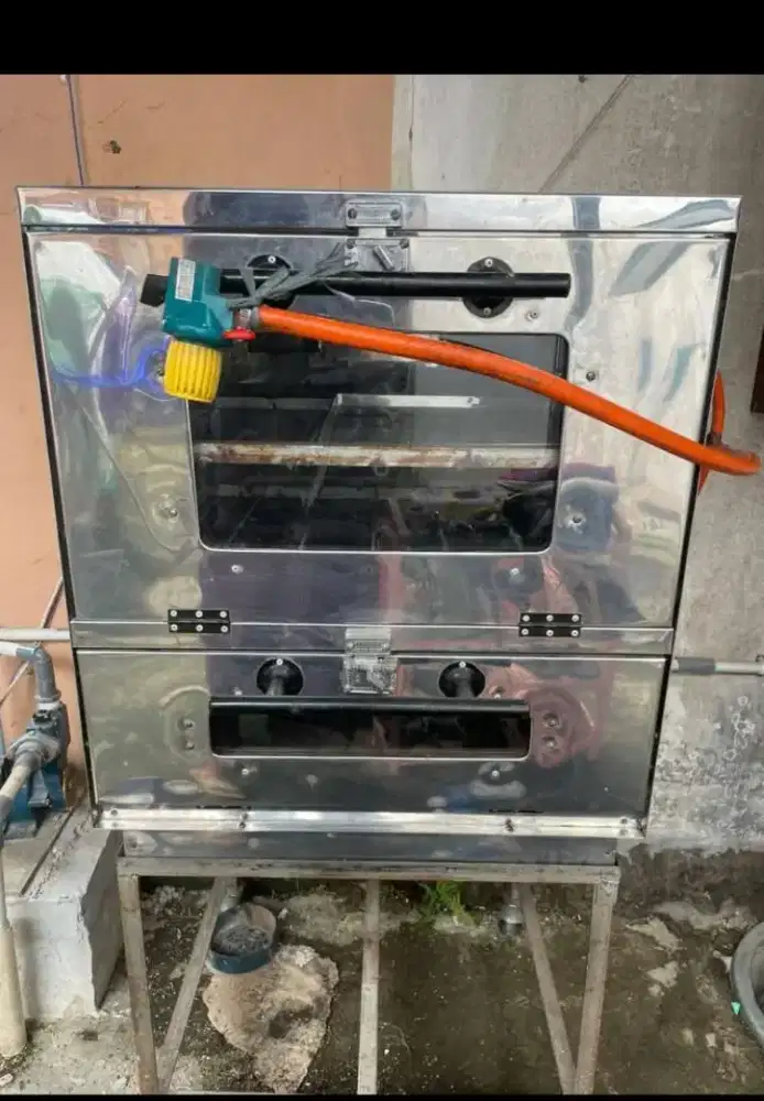 Oven gas dijual