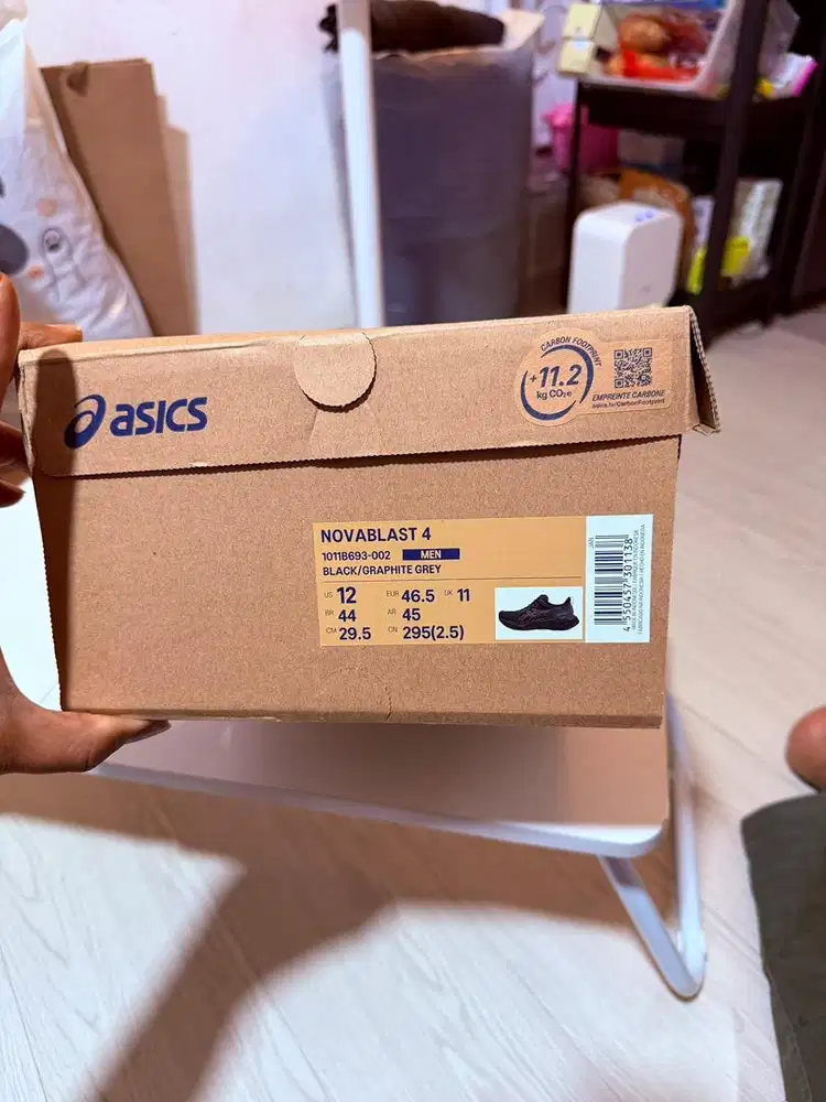 Asics Novablast 4 Black