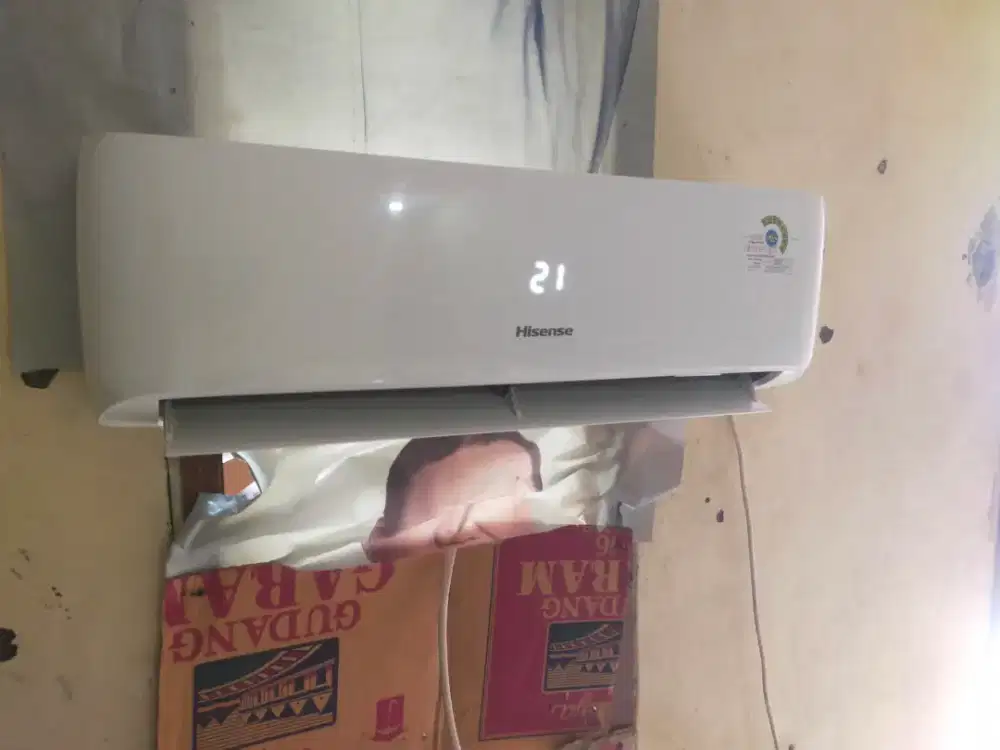 Ac 1 pk baru banget 6 bulan