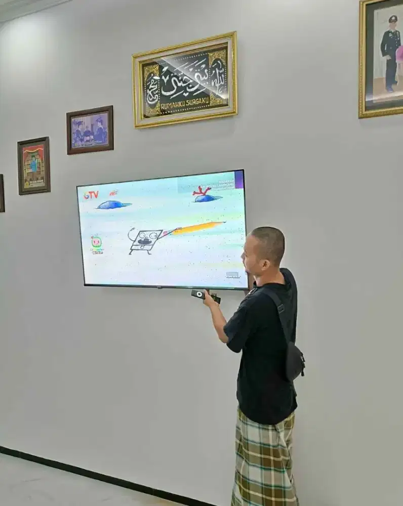 Bracket gantungan tv, briket tv, breket tv, braket tv