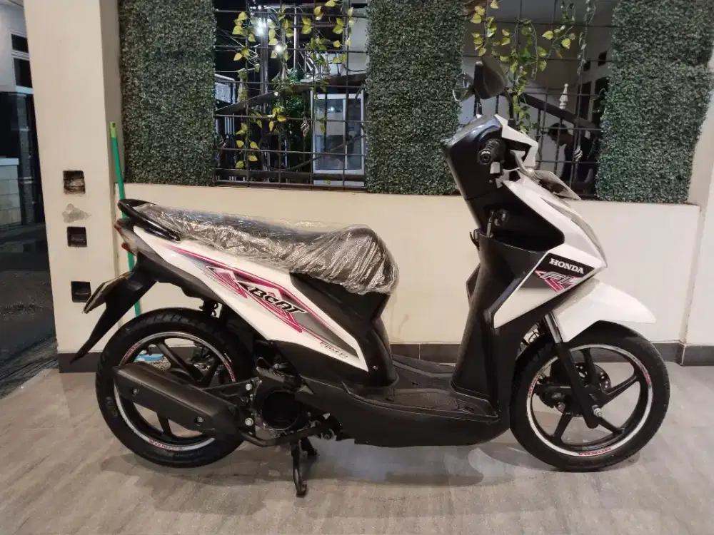Honda beat fi tahun 2013