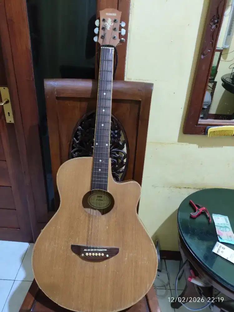 Gitar yamaha F-315A bekas