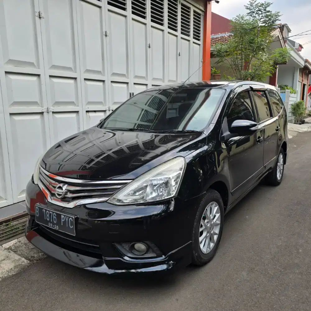 Nissan Grandlivina HWS 2015 AT Kondisi Prima