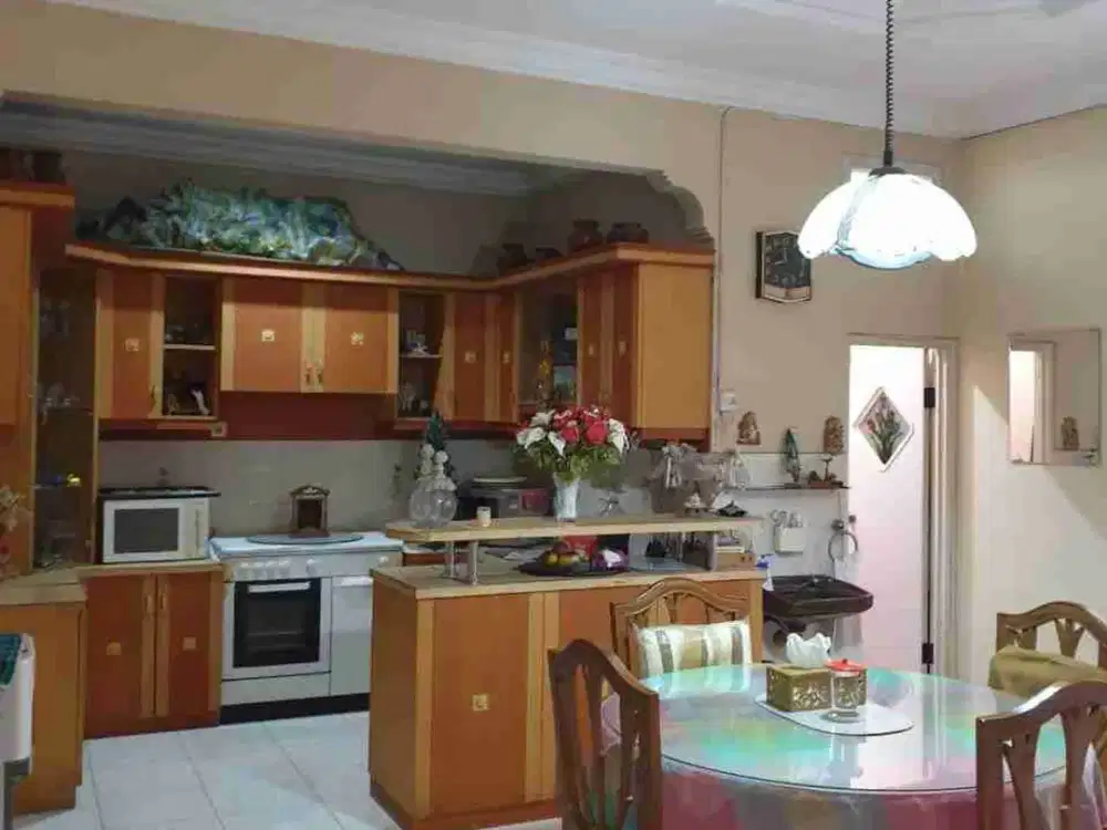 8.75jt/m Rumah siap huni Rungkut asri lt200 dkt Baruk, Nginden, Merr, Pandugo, UPN, Tenggilis