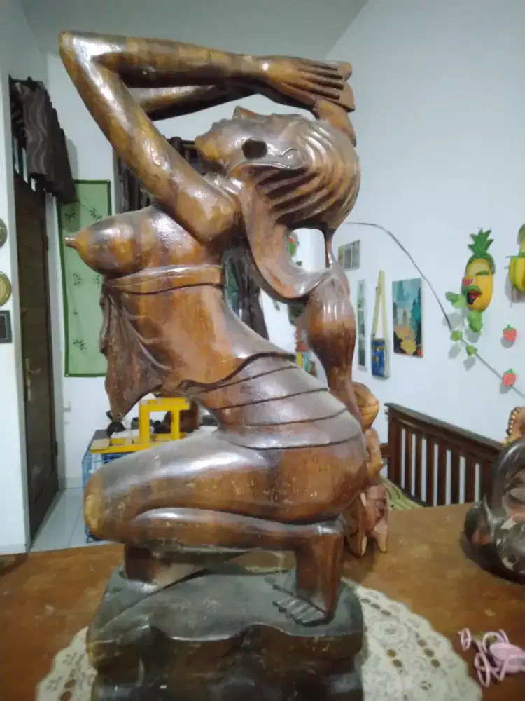Patung kayu Bali asli