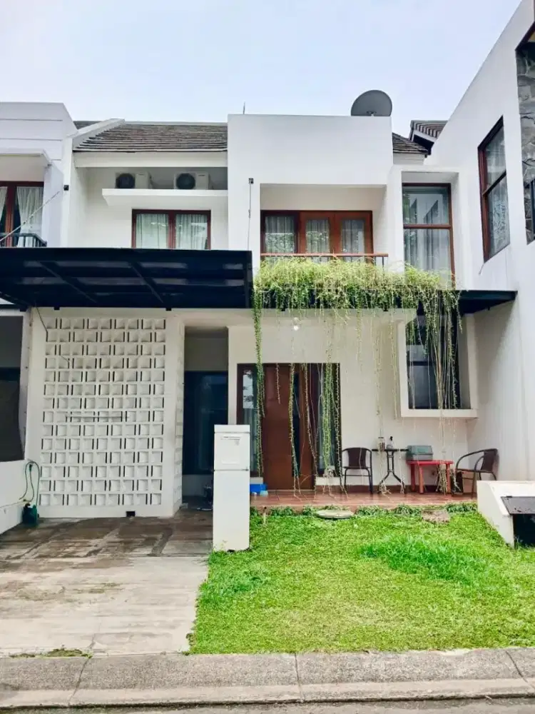 Rumah dijual siap huni di Emerald Bintaro Jaya Sektor 9