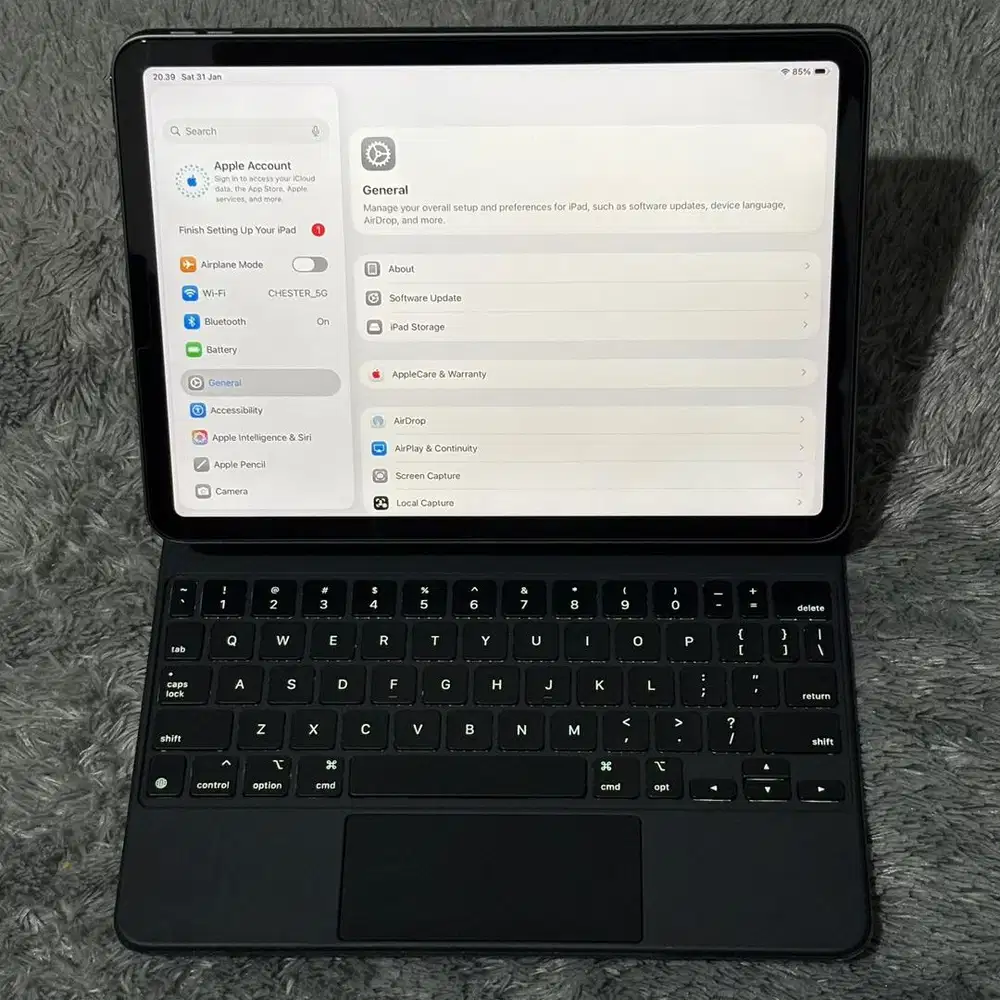 iPad Air M1 64 GB Wifi Only + Apple Magic Keyboard