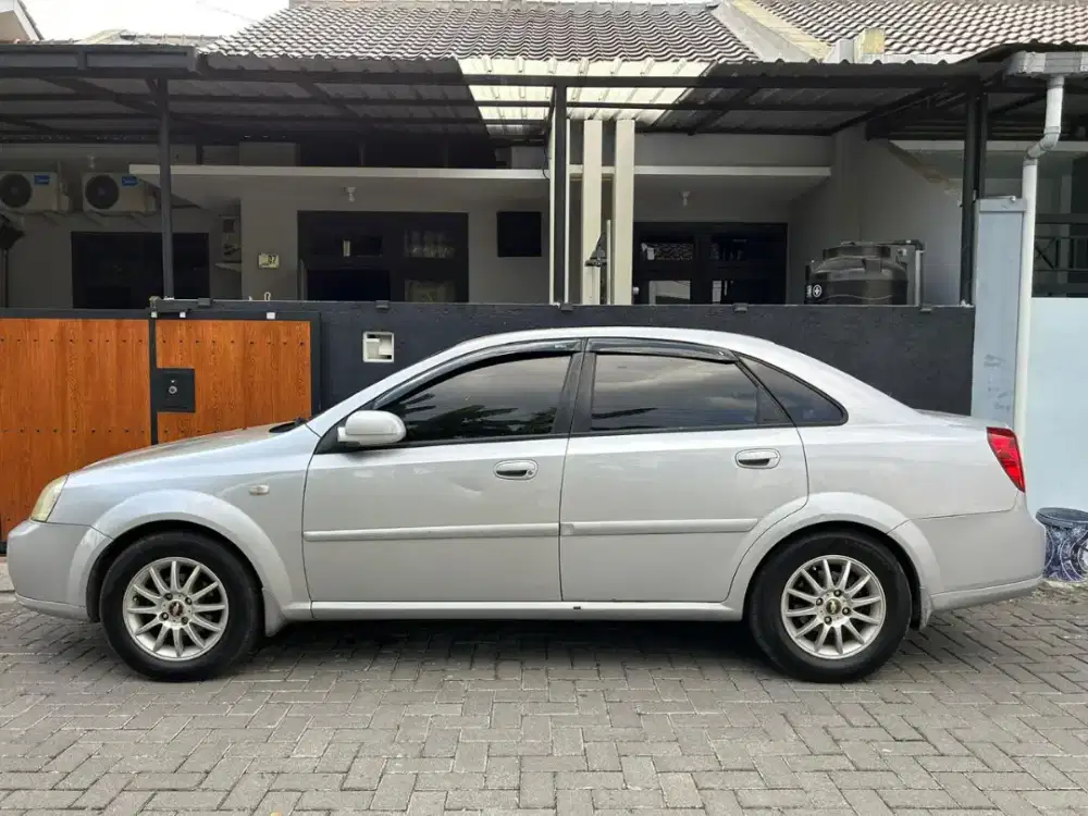 Chevrolet Optra 2005 1.8 LS AT