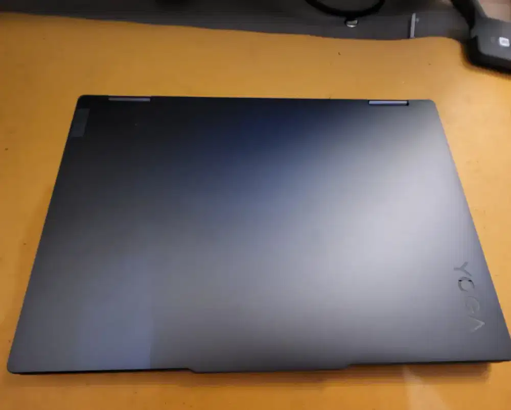 Lenovo yoga slim 7i 14IRL8 Core i7 13 Gen 1355U  memori 16GB/ SSD 1 TB