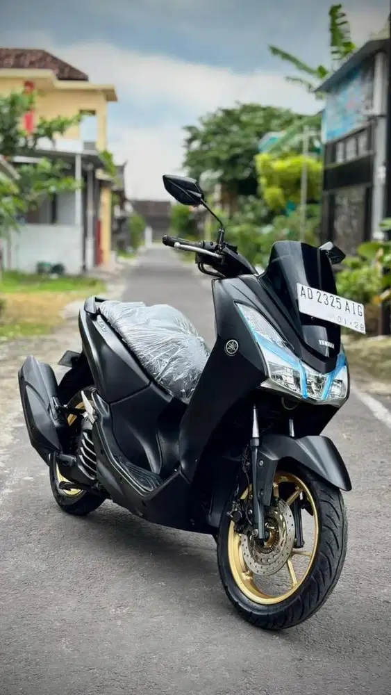 YAMAHA LEXI BLACK DOFF AD PAJAK BARU