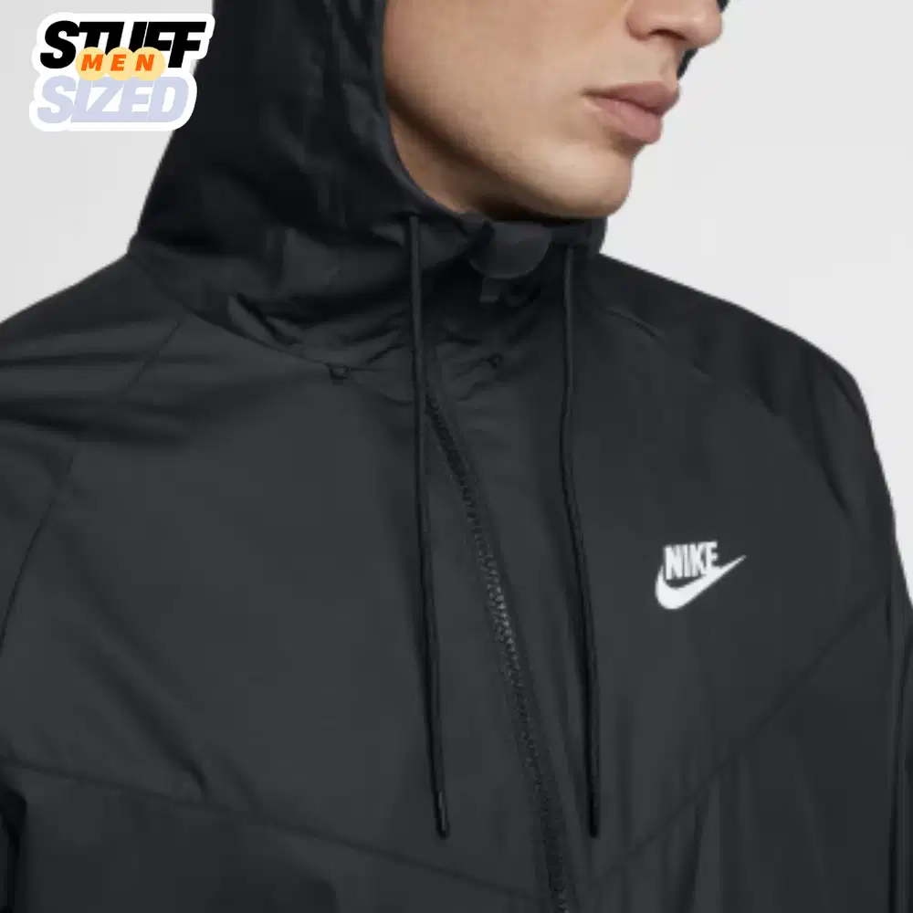 Nike Jaket Pria Sportswear Windrunner - Black [727325-010] size M