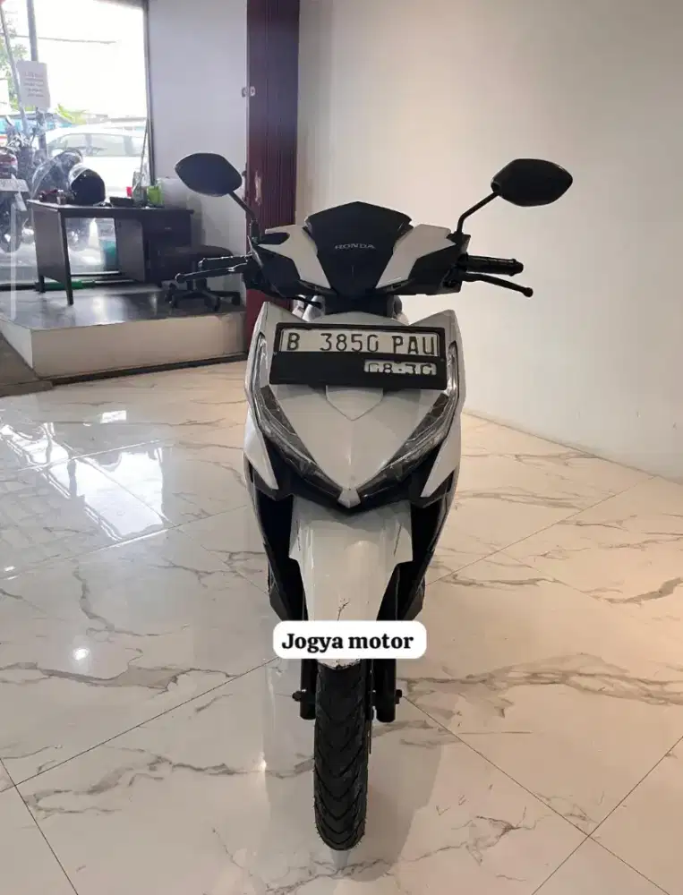 (N) Vario 125 Th 2015 nego Alus