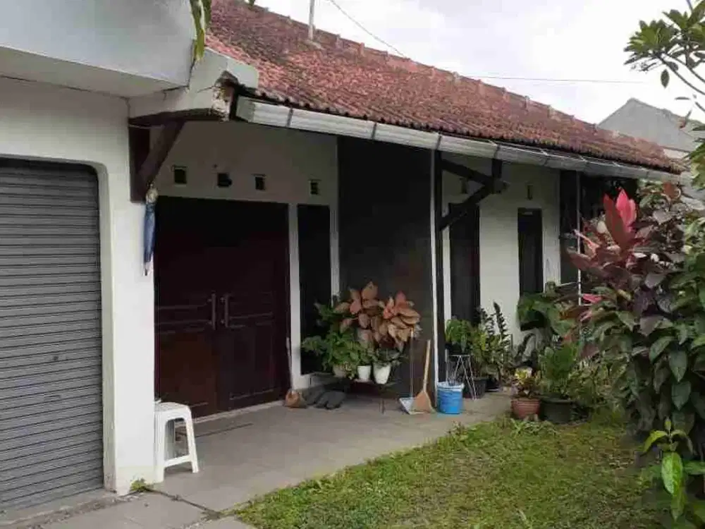 Dijual Cepat Rumah Kopo Permai Luas, Terawat dan Nyaman