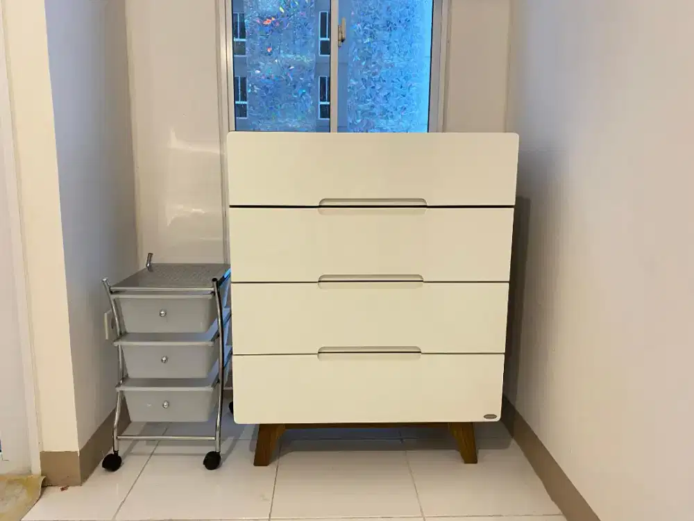 Dijual Cepat: Laci Baju Informa FREE Laci aksesoris dan Mainan!