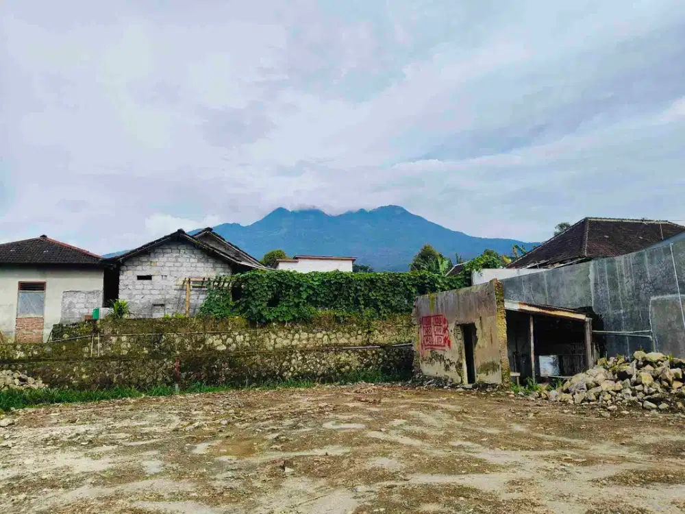 Tanah Strategis kemuning karanganyar Prospek vila