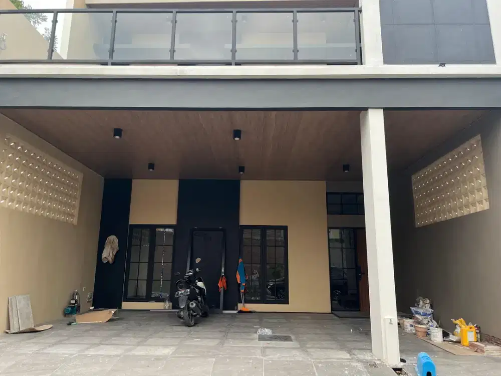 Puri surya jaya, valencia terrace