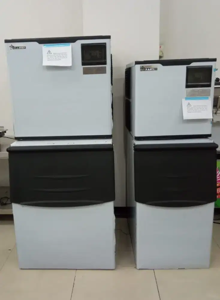 Menawarkan mesin es batu kristal