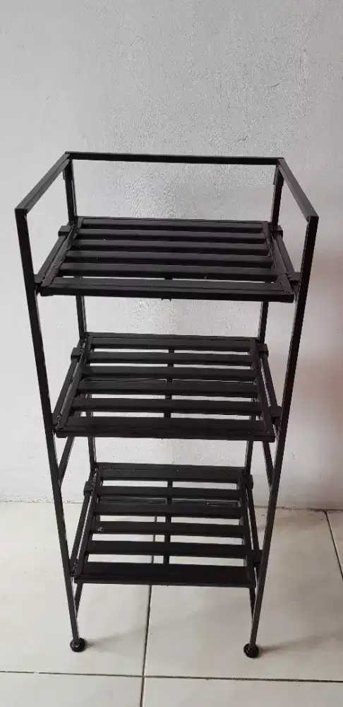 Rak besi 3 susun