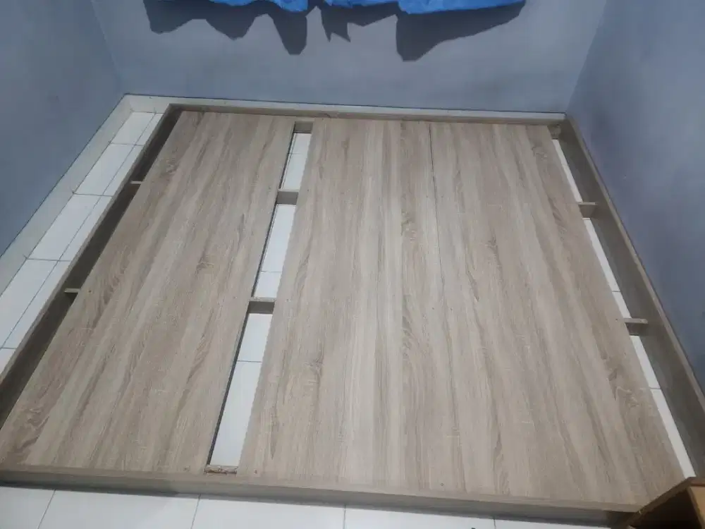 Di Jual Dipan Suami Istri Atau Untuk 2 Orang