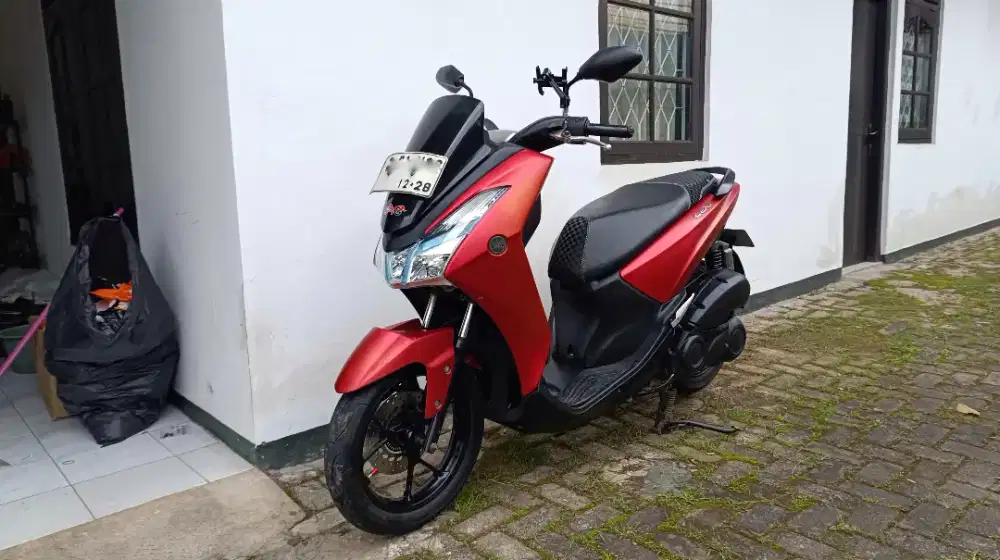 Lexi 125 2018 merah doff