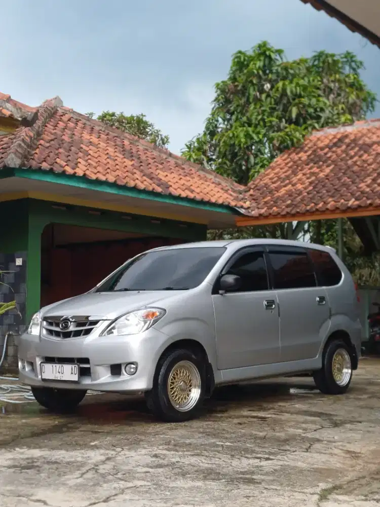 Daihatsu Xenia 2008 Bensin