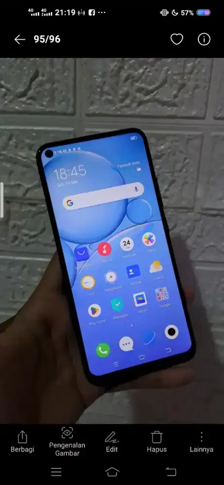 Vivo y50 minus retak dikit bagian bawah backdor
