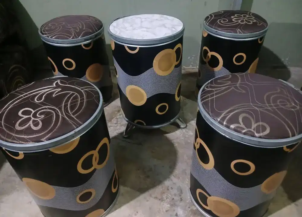 Dj meja kursi bulat empuk bekas istimewa utuh mulus bersih siap antar