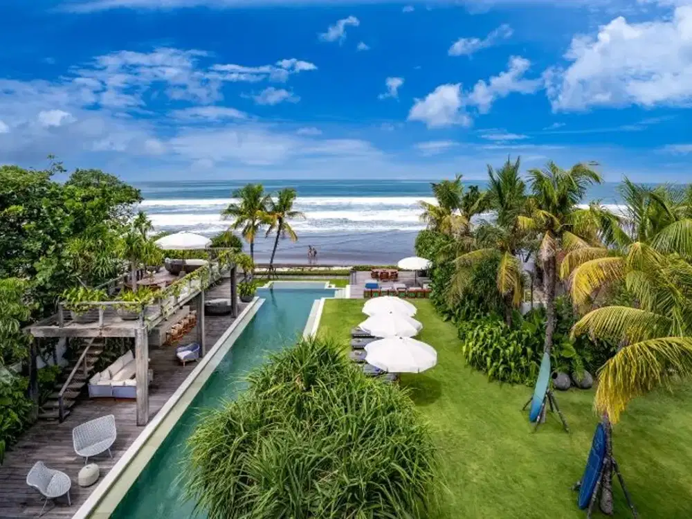 BEACHFRONT LUXURY VILLA FOR SALE IN SEMINYAK