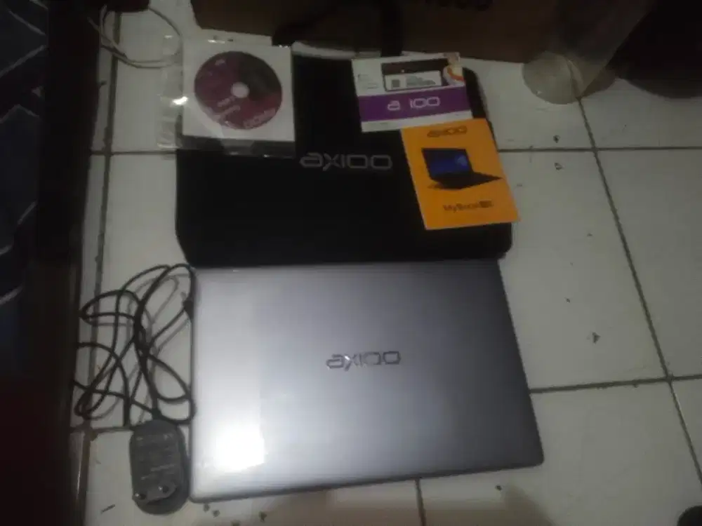 LAPTOP AXIOO MYBOOK 14E