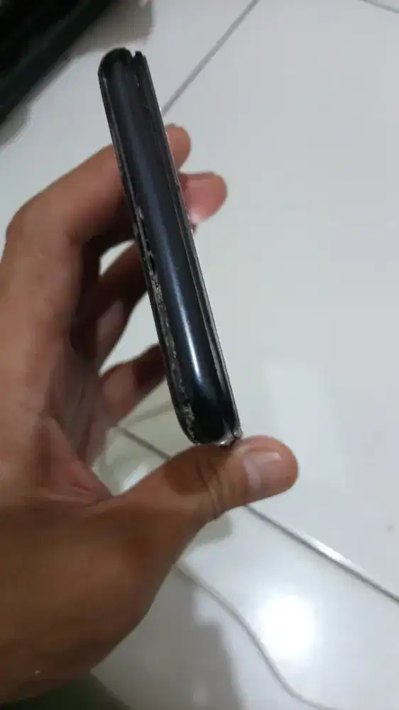 BISMILLAHIRROHMANIRROHIM MENJUAL HP BU.