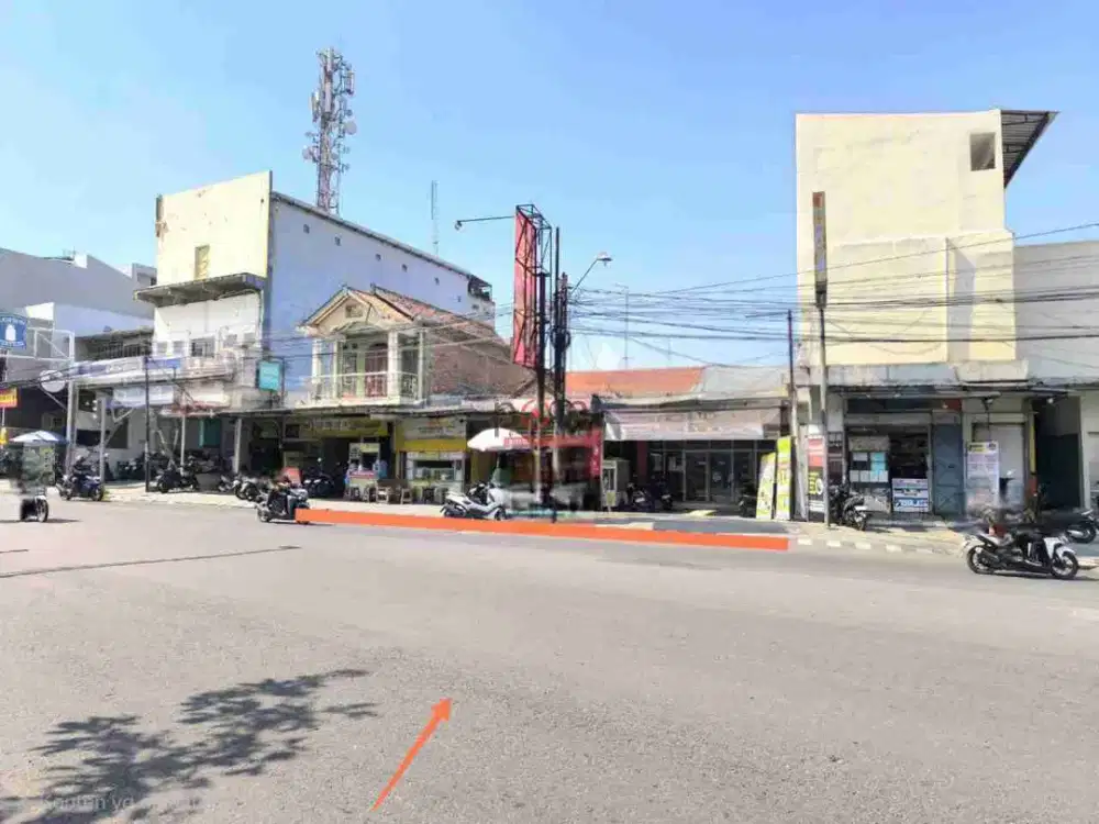 ruko dan kost strategis tepi jalan utama UNS Jebres Surakarta