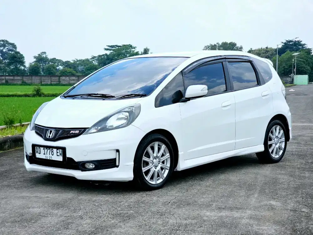 JAZZ RS MATIK 2013 ISTIMEWA