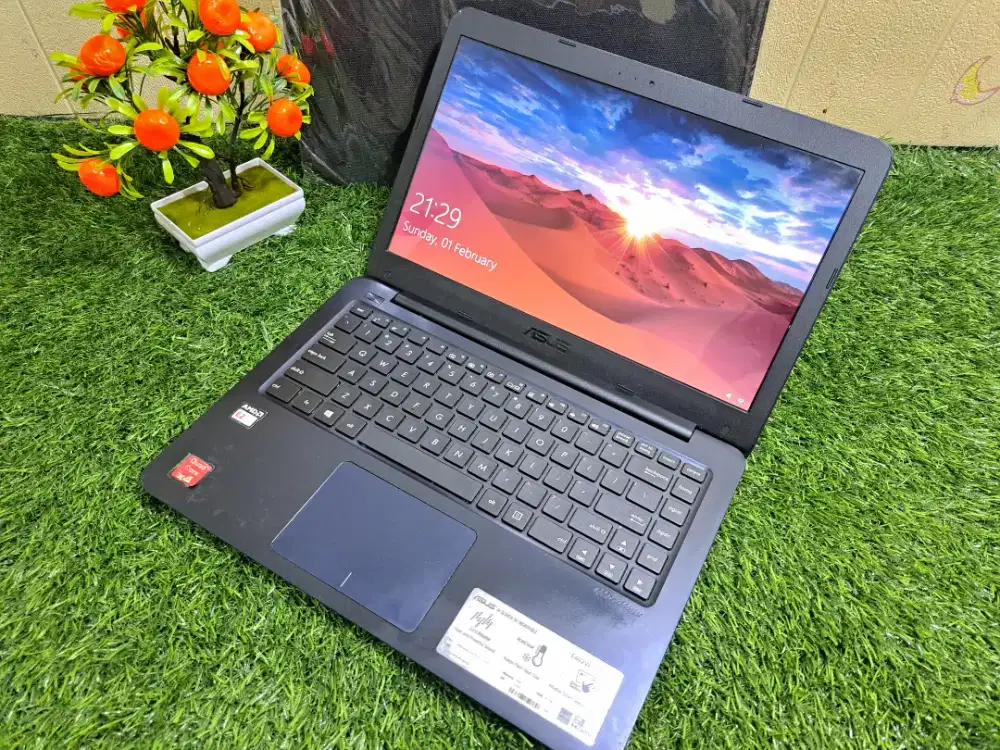 Jual BU asus E402 slim bngt siap pakai