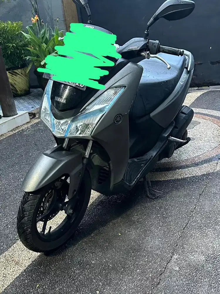 Yamaha Lexi, Rimote. Pemakayan wanita