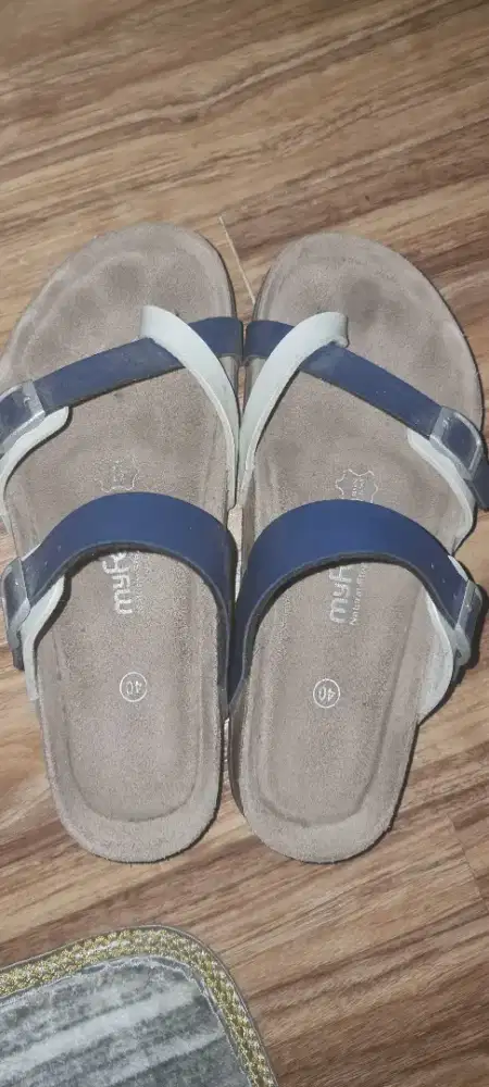 DIJUAL SANDAL MY FEET