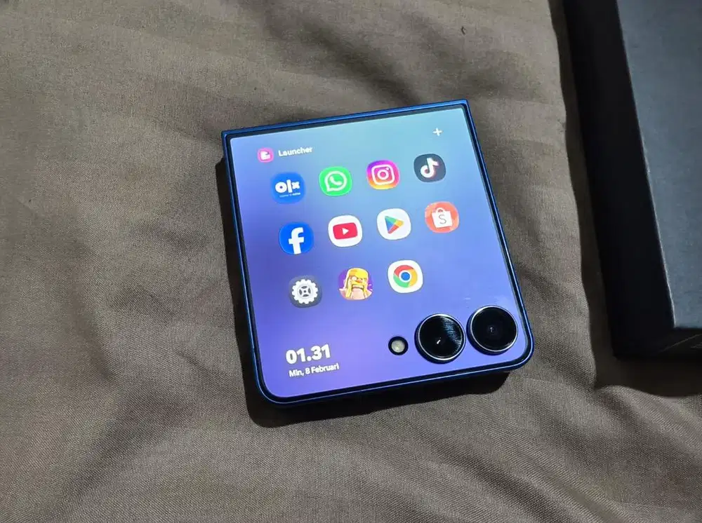 Samsung Z Flip 7 12/512gb