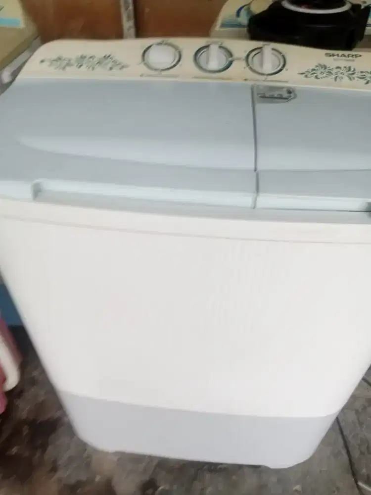 Mesin cuci bekas