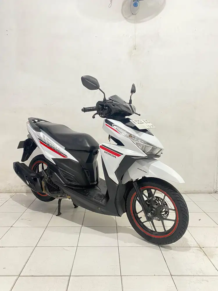 Vario 125 LED 2017 putih