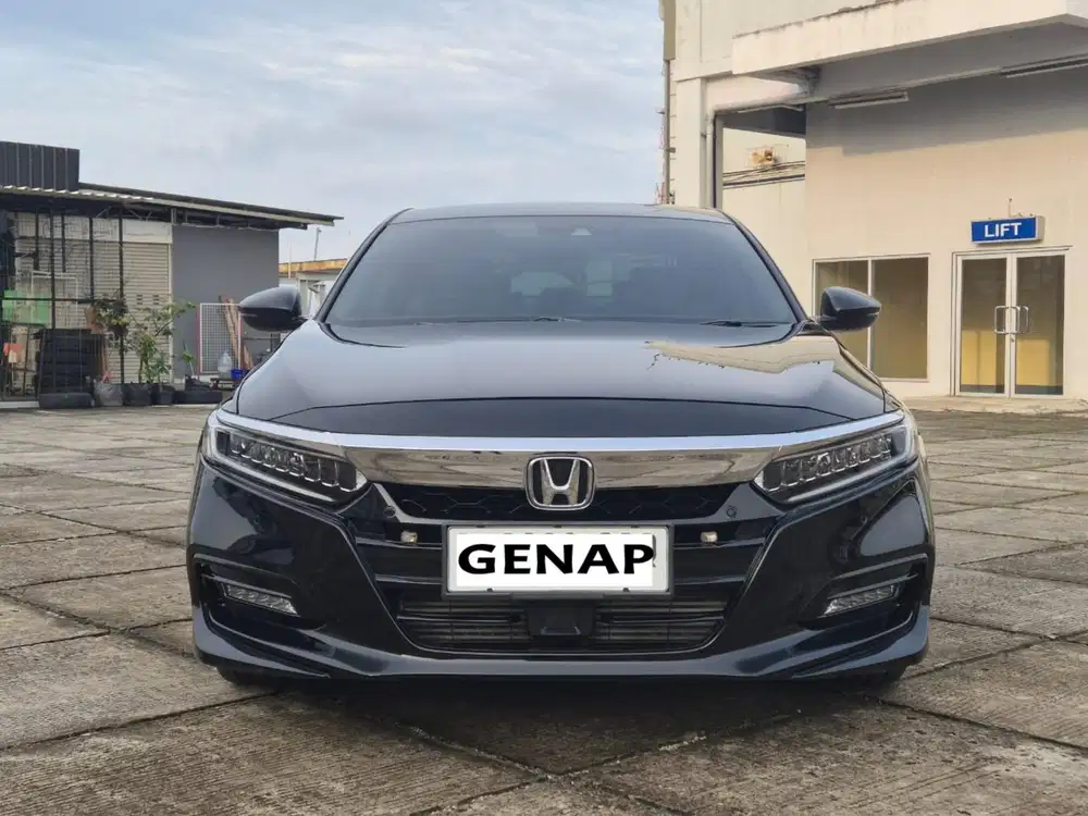 (Low Km) Grezz Honda Accord 1.5 CC SENSING AT 2020 Tgn1 Bisa DP 35 jt