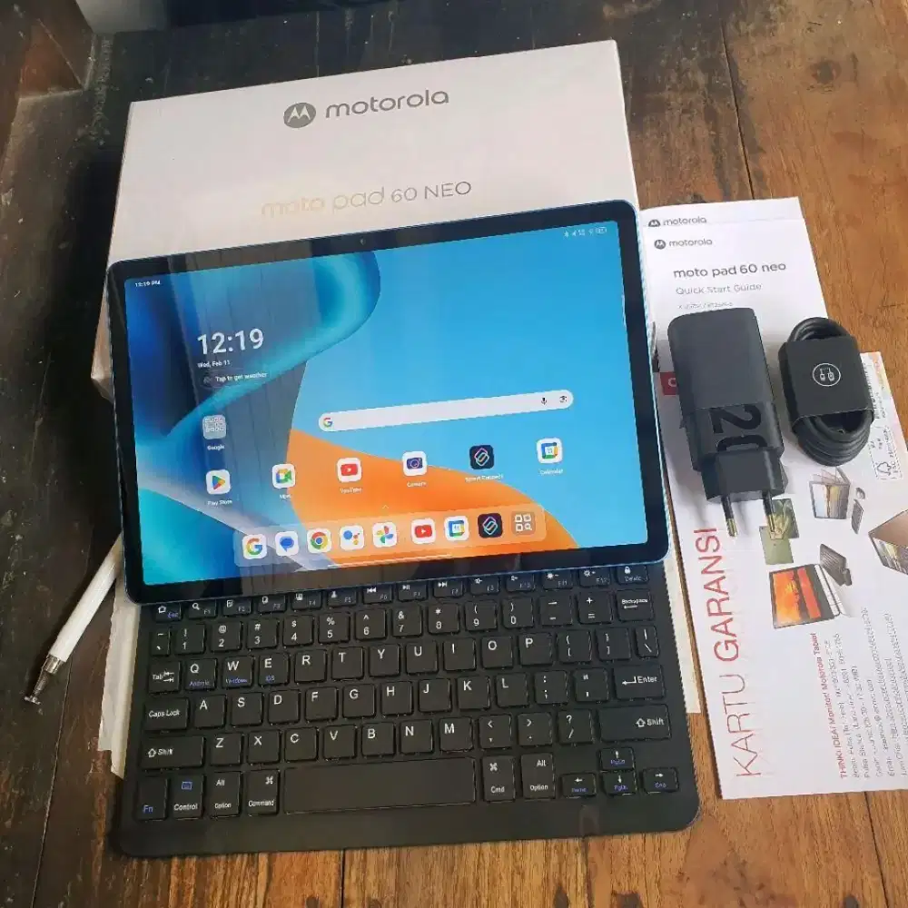 Motorola Moto Pad 60 Neo Batal Pakai + Keyboard-Stylus Motopad 60