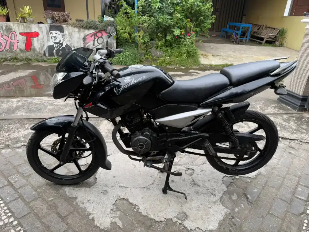 Bajaj Pulsar THN 2011 plat B Jakarta