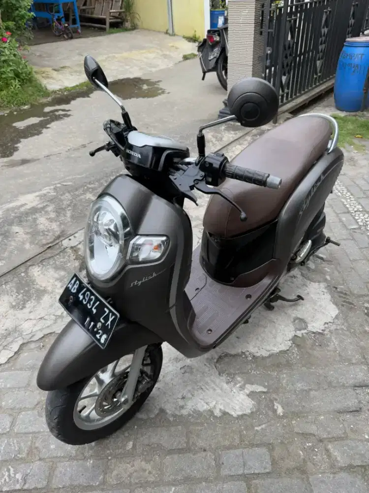 Scoopy THN 2019 plat AB sleman