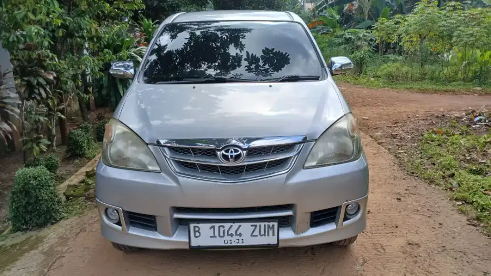 Toyota Avanza G 1.3 Manual Silver