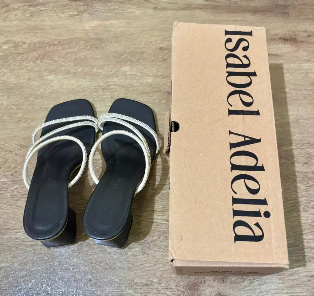 Isabel Adelia PEGASUS Heels Wanita