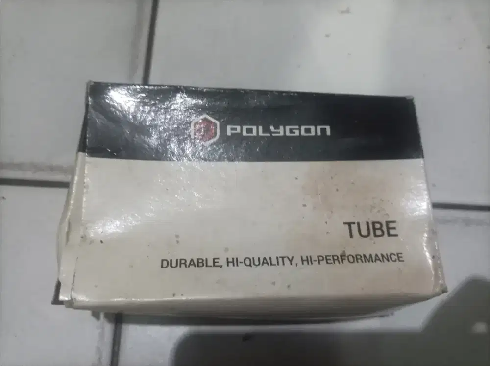 Ban dalam roadbike polygon 18/23 minus packing rusak