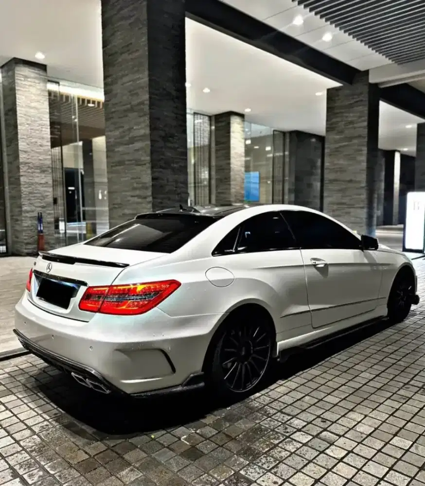 MURAH. Mercedes Benz E250 COUPE AMG 2013 e200 sport 435i 2012