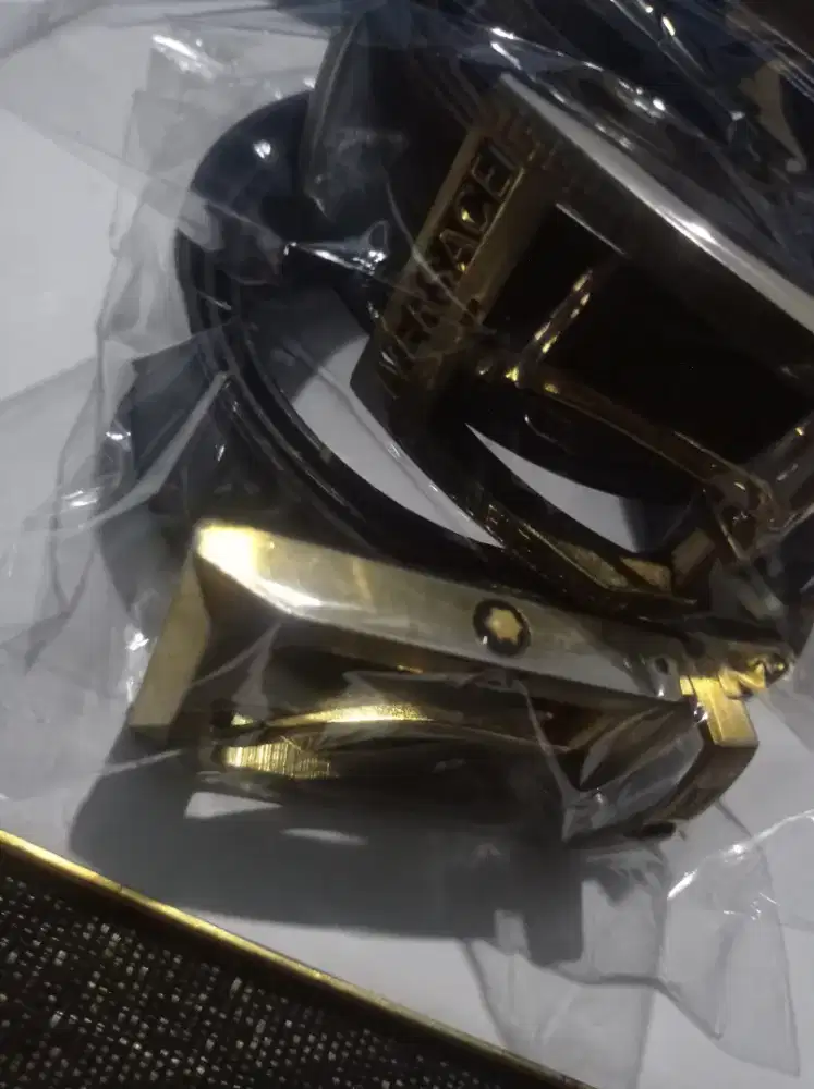 Ikat Pinggang : Mont Blanc & Versace