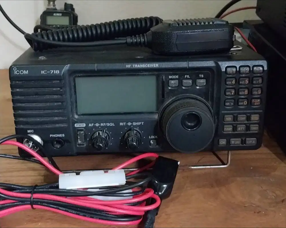 Radio HF / Allband ICOM IC-718